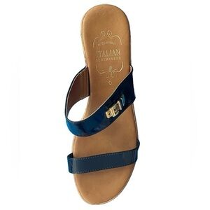 Italian Shoemakers Women's Blue Sandals